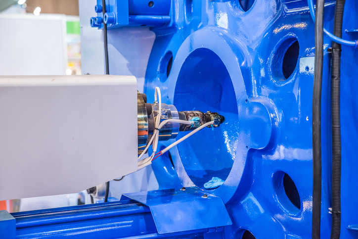 5 Ways Physical Foaming Improves Plastic Injection Molding